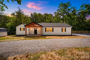 419 Rockyford St, Morganton, NC 28655 - Photo 1