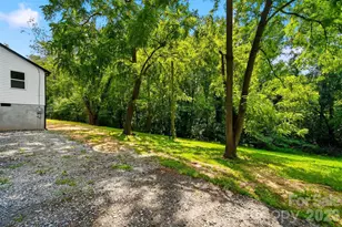 419 Rockyford St, Morganton, NC 28655 - Photo 35