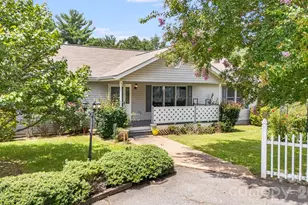 6 Arrowhead Ln, Weaverville, NC 28787 - Photo 3