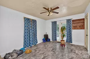 709 N Weldon St, Gastonia, NC 28052 - Photo 29