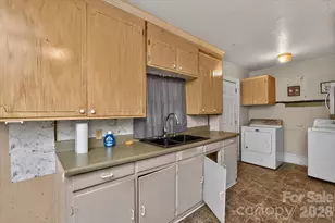709 N Weldon St, Gastonia, NC 28052 - Photo 25