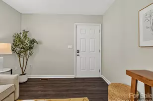 1521 Sumter Ave, Charlotte, NC 28208 - Photo 7