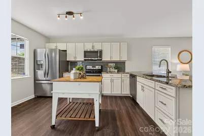 1521 Sumter Avenue, Charlotte, NC 28208 - Photo 9