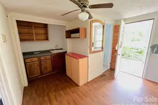 1721 Old Haywood Rd, Asheville, NC 28806 - Photo 17