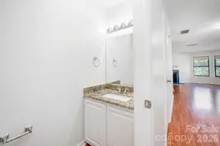 216 S Clarkson St, Charlotte, NC 28202 - Photo 7