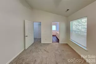 6523 Avonlea Ct, Charlotte, NC 28269 - Photo 7