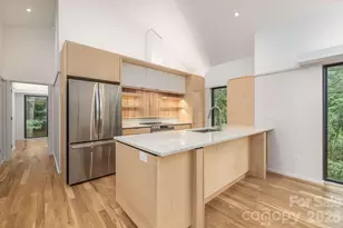108 Truman Pl, Asheville, NC 28803 - Photo 11
