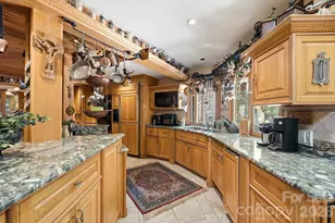 223 Millwood Ln, Charlotte, NC 28270 - Photo 23