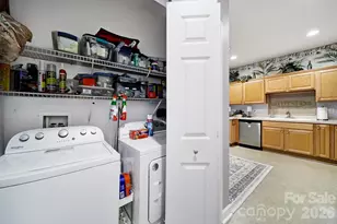 8368 Windsor Ridge Dr, Charlotte, NC 28277 - Photo 23