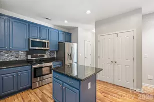 13316 Emerald Branch Ln, Charlotte, NC 28273 - Photo 45