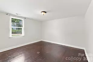 922 Ambassador St, Charlotte, NC 28208 - Photo 19