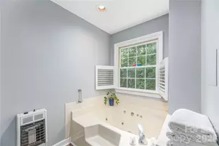 26 Moriah Ln, Asheville, NC 28803 - Photo 25