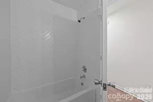 6203 Rosecroft Dr, Charlotte, NC 28215 - Photo 15