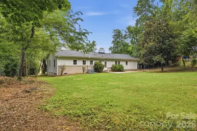 216 Lyndale Road, Hendersonville, NC 28739 - Photo 31