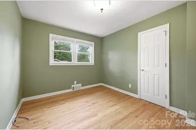 216 Lyndale Road, Hendersonville, NC 28739 - Photo 19