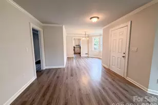 821 Jackson St, Gastonia, NC 28052 - Photo 5