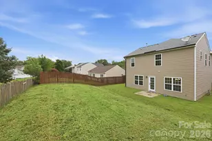 8207 Belmont Stables Dr, Charlotte, NC 28216 - Photo 35