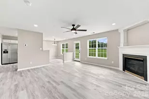 8207 Belmont Stables Dr, Charlotte, NC 28216 - Photo 13