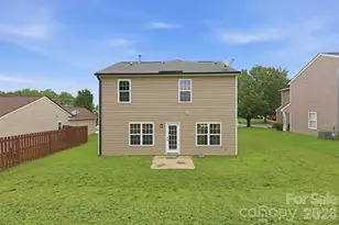 8207 Belmont Stables Dr, Charlotte, NC 28216 - Photo 37
