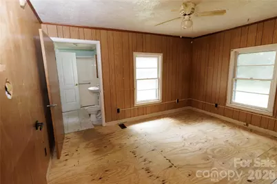 329 Finley Avenue NW, Lenoir, NC 28645 - Photo 9