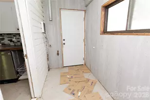 329 Finley Ave NW, Lenoir, NC 28645 - Photo 23