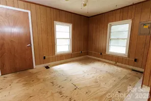329 Finley Ave NW, Lenoir, NC 28645 - Photo 7