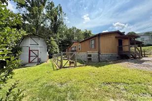 433 Little Cove Rd, Waynesville, NC 28786 - Photo 3
