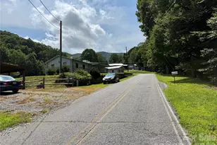 433 Little Cove Rd, Waynesville, NC 28786 - Photo 7