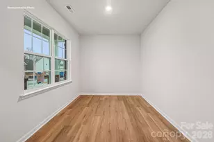 5108 Parker Frst Rd, Charlotte, NC 28215 - Photo 11