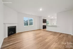 5108 Parker Frst Rd, Charlotte, NC 28215 - Photo 5