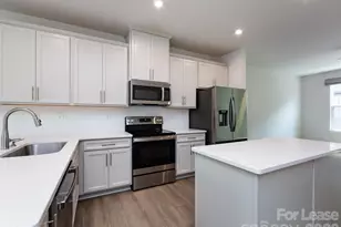 413 Spearfield Ln, Charlotte, NC 28205 - Photo 17
