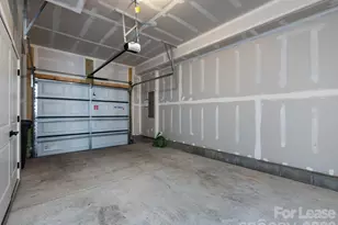 413 Spearfield Ln, Charlotte, NC 28205 - Photo 39