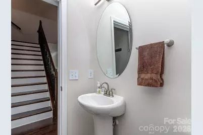 5951 Carrollton Lane, Charlotte, NC 28210 - Photo 11
