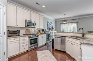 5951 Carrollton Ln, Charlotte, NC 28210 - Photo 1