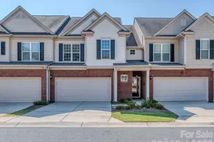 5951 Carrollton Ln, Charlotte, NC 28210 - Photo 3
