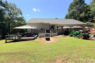 10 Mooney Dr, Taylorsville, NC 28681 - Photo 9