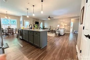 10 Mooney Dr, Taylorsville, NC 28681 - Photo 17