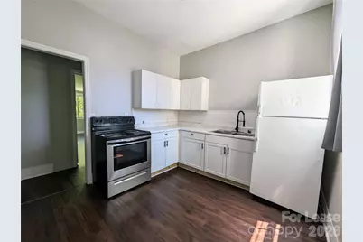 526 Fleming Street, Hendersonville, NC 28739 - Photo 5