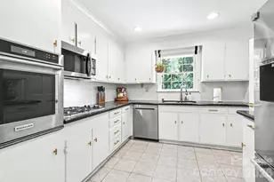 3716 Severn Ave, Charlotte, NC 28210 - Photo 7