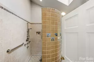 122 Stuyvesant Rd, Asheville, NC 28803 - Photo 35