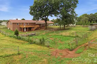 3881 Summerow Rd, Maiden, NC 28650 - Photo 3
