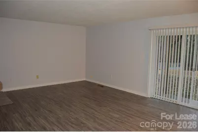1235 15th Avenue NW, Hickory, NC 28601 - Photo 9