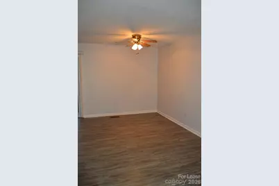 1235 15th Avenue NW, Hickory, NC 28601 - Photo 7