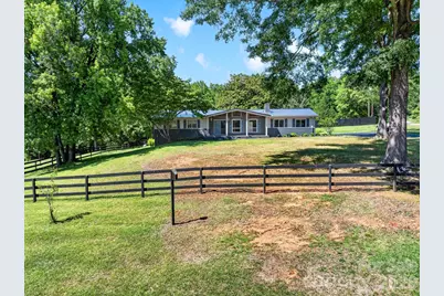 1064 Knollwood Road, Boiling Springs, SC 29316 - Photo 3