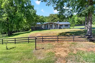 1064 Knollwood Rd, Boiling Springs, SC 29316 - Photo 3