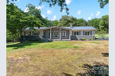 1064 Knollwood Road, Boiling Springs, SC 29316 - Photo 1