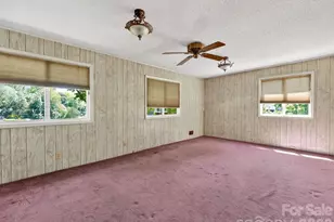 1064 Knollwood Rd, Boiling Springs, SC 29316 - Photo 15