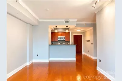 300 W 5th Street #546, Charlotte, NC 28202 - Photo 5
