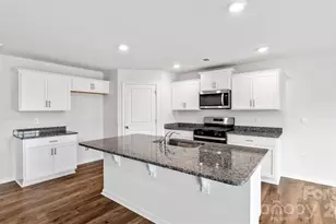 222 Hyder Rdg Rd, Asheville, NC 28804 - Photo 7