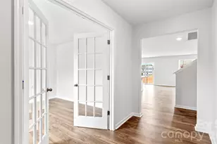 222 Hyder Rdg Rd, Asheville, NC 28804 - Photo 15